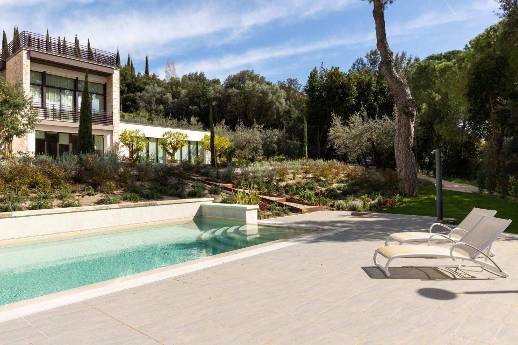 Exclusive Perugia Getaway - Apartments With Shared Pool & Parking エクステリア 写真